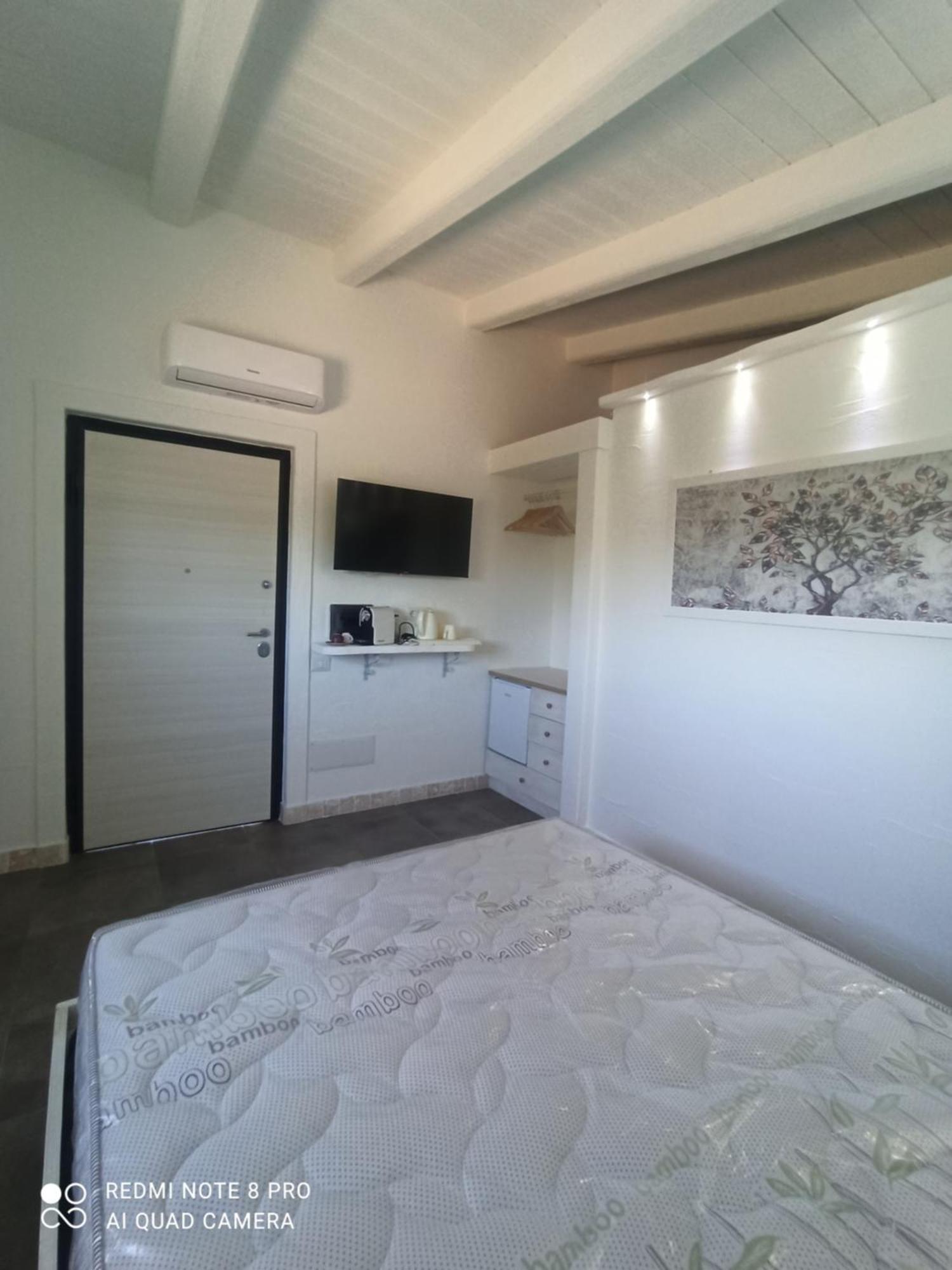 Bello Bello Rooms Santa Teresa Gallura Δωμάτιο φωτογραφία